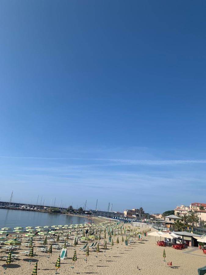 Casa Girasole 1 Apartment Sanremo Exterior foto